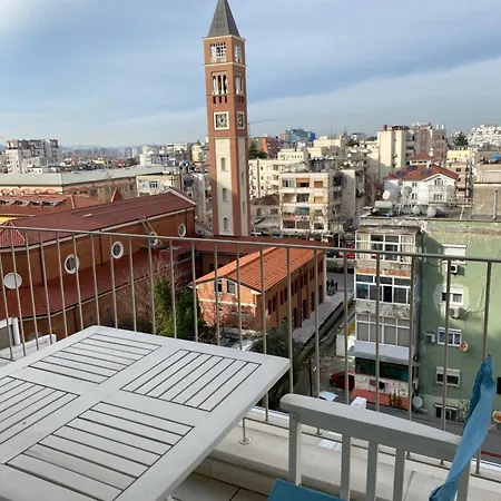 Valeur Penthouse Center *