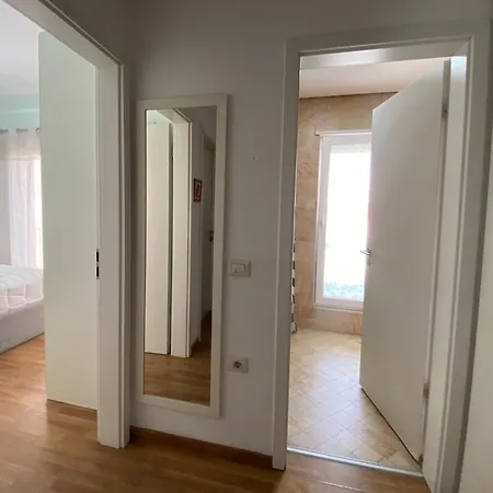 Valeur Penthouse Center *