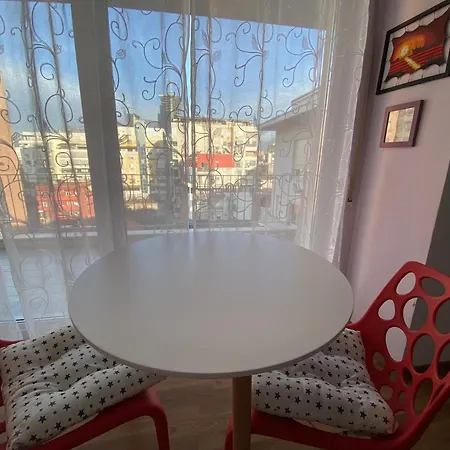 Valeur Penthouse Center تيرانا