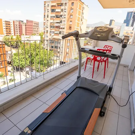 Valeur Penthouse Center *