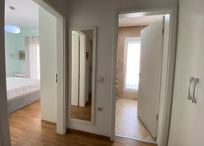 Valeur Penthouse Center *