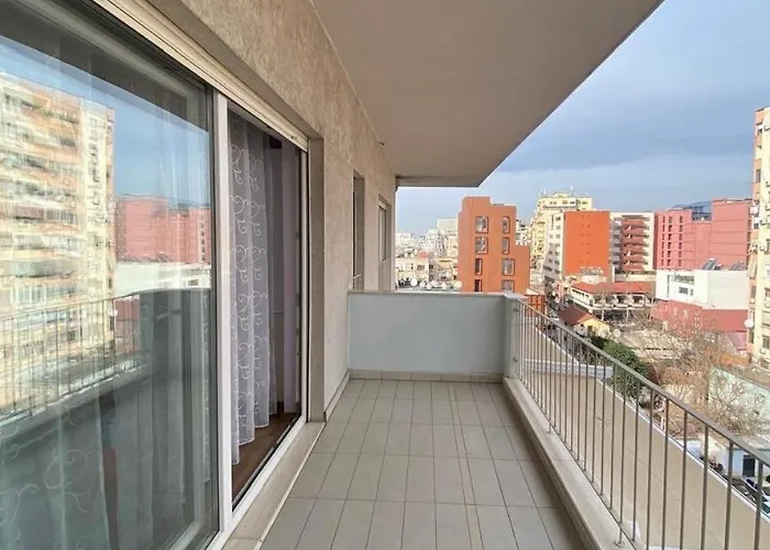 Valeur Penthouse Center Lägenhet Tirana