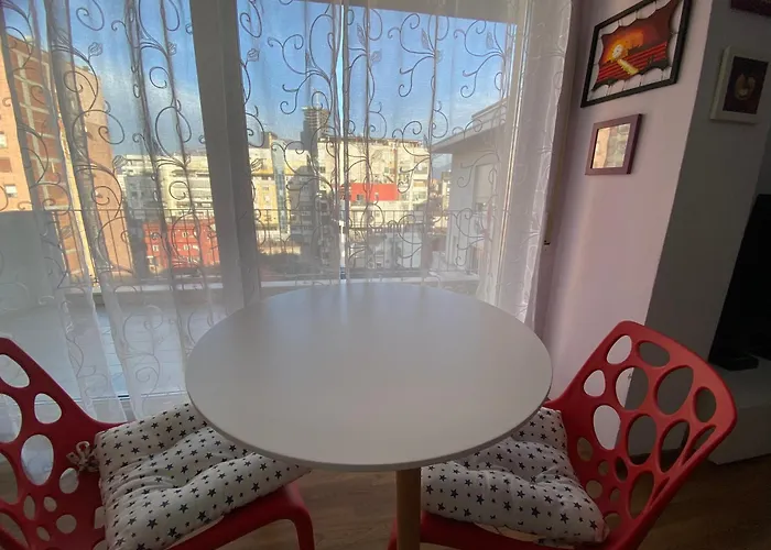 Valeur Penthouse Center ティラナ